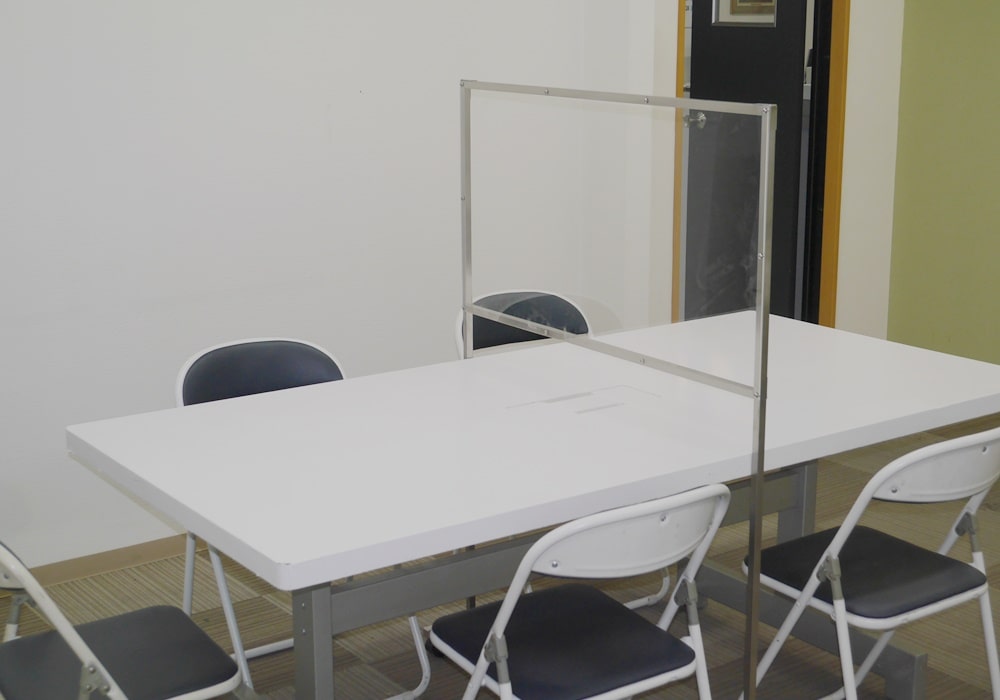 アクリルパーテーション